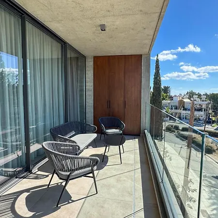Malberry Park 202 - Modern 2bedroom With Shared Heated Pool, Sauna, Gym, Jacuzzi Daire Pafos