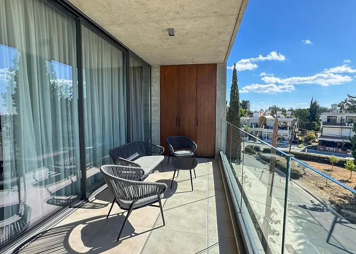 Malberry Park 202 - Modern 2bedroom With Shared Heated Pool, Sauna, Gym, Jacuzzi Daire Pafos