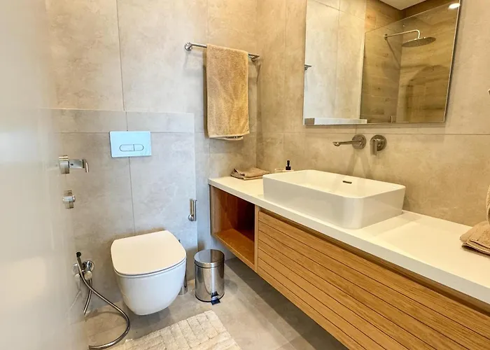 Malberry Park 202 - Modern 2bedroom With Shared Heated Pool, Sauna, Gym, Jacuzzi アパート *