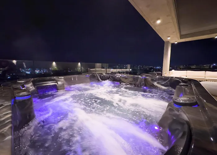 アパート Malberry Park 202 - Modern 2bedroom With Shared Heated Pool, Sauna, Gym, Jacuzzi