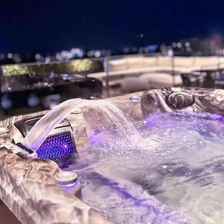 Malberry Park 202 - Modern 2bedroom With Shared Heated Pool, Sauna, Gym, Jacuzzi Пафос